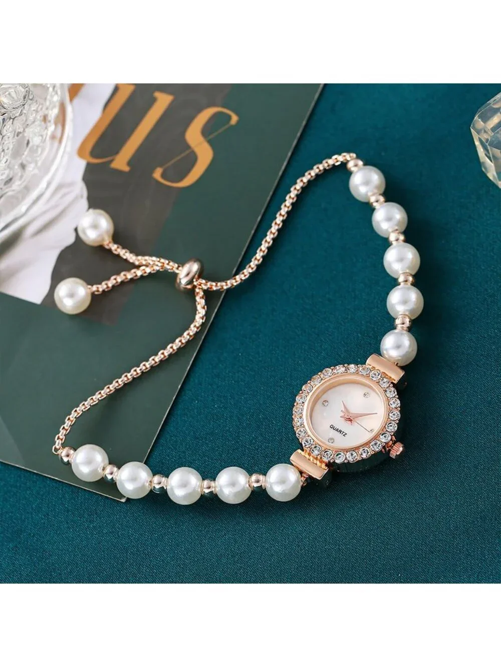 Women's White Analog Quartz Light Simple Floral Bracelet Diamond Luxury Watch